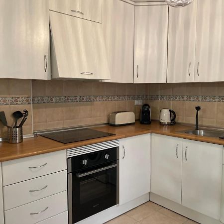 Three Bedroom Apartment With Pool In Torrevieja Exterior foto