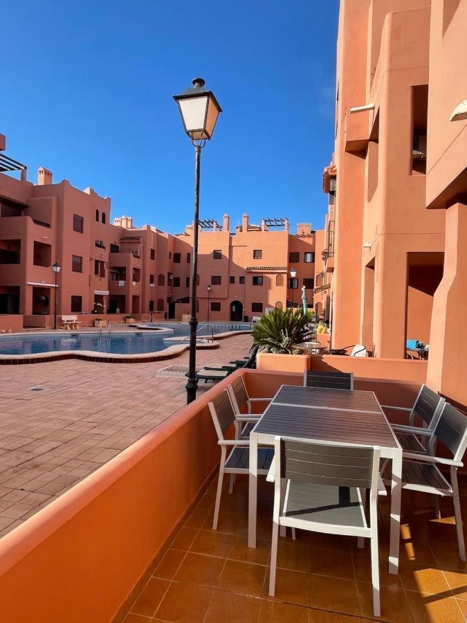 Three Bedroom Apartment With Pool In Torrevieja Exterior foto