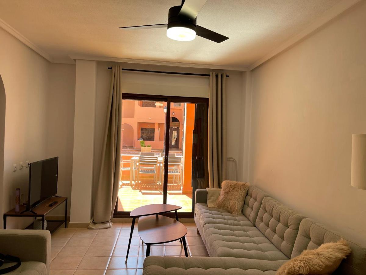 Three Bedroom Apartment With Pool In Torrevieja Exterior foto