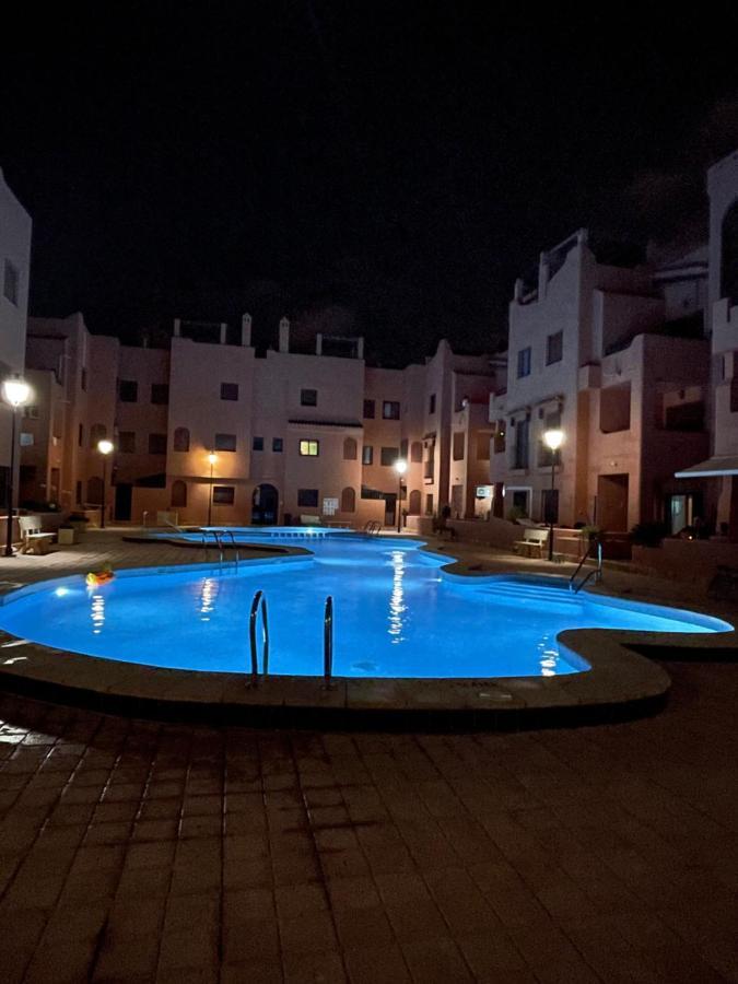 Three Bedroom Apartment With Pool In Torrevieja Exterior foto