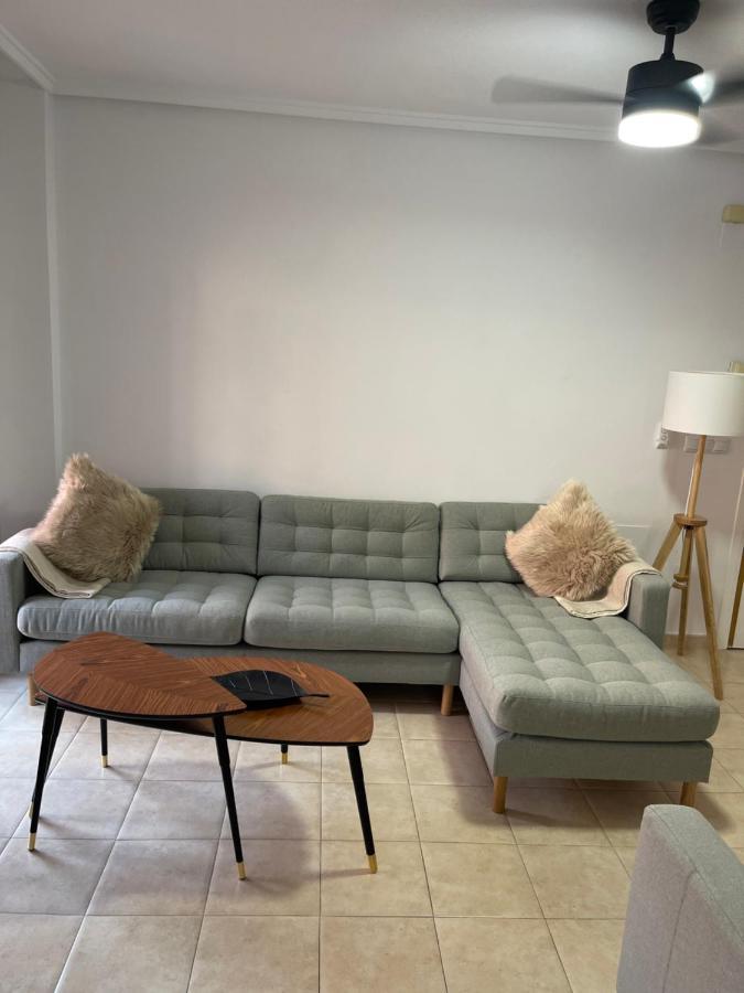 Three Bedroom Apartment With Pool In Torrevieja Exterior foto