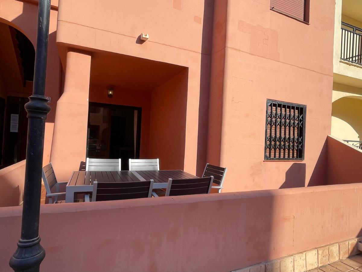 Three Bedroom Apartment With Pool In Torrevieja Exterior foto