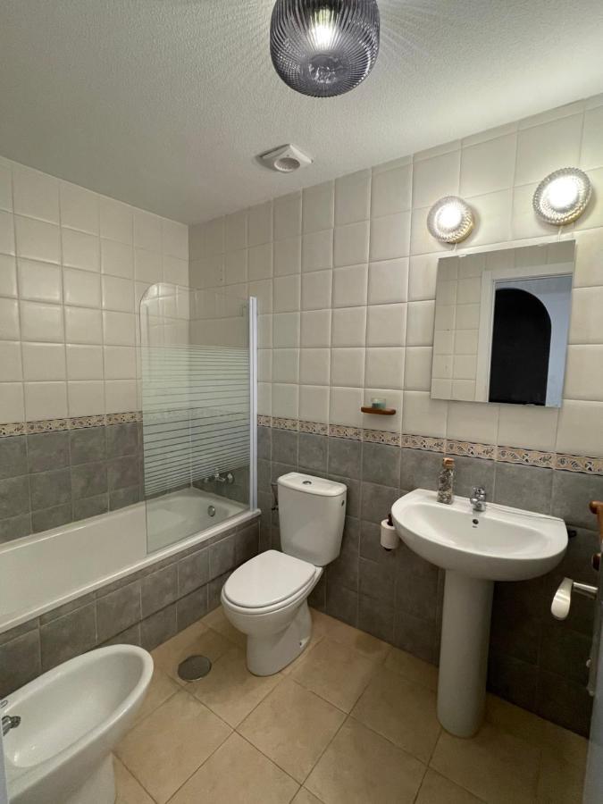 Three Bedroom Apartment With Pool In Torrevieja Exterior foto