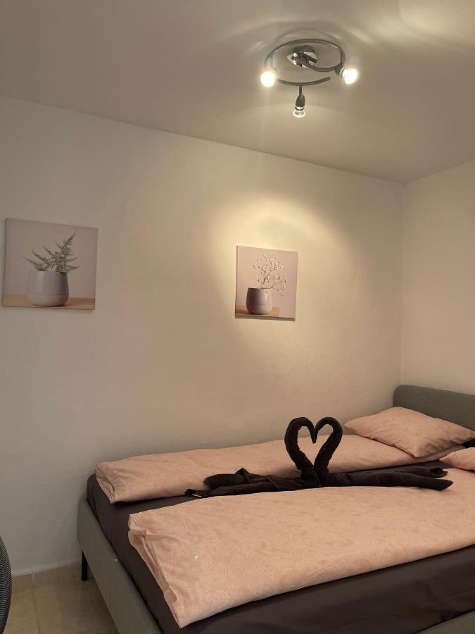 Three Bedroom Apartment With Pool In Torrevieja Exterior foto
